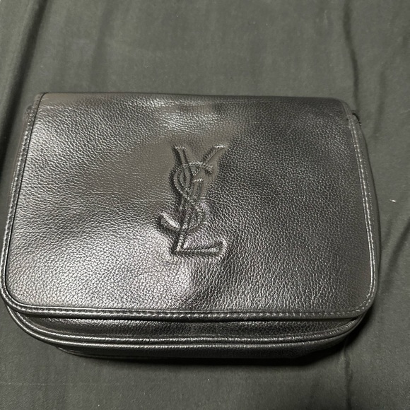 Pre-owned YSL sling bag. - Picture 3 of 8